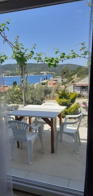 Vis - Luxury Holiday Villa With Swimming Pool 외부 사진